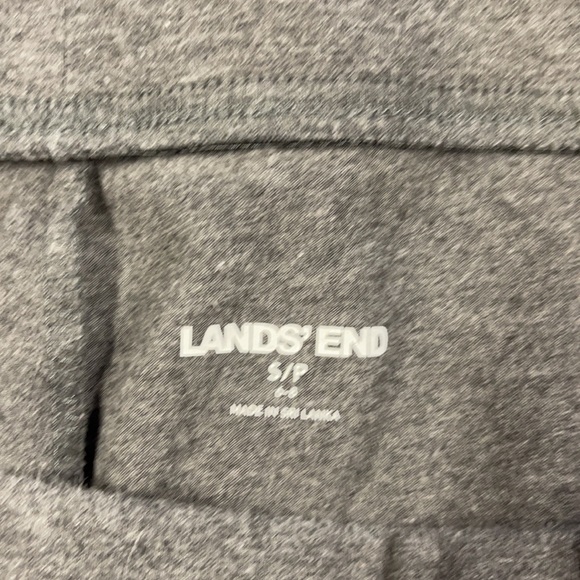 Lands’ End Small Petite Gray Starfish Capri Riding Leggings - Picture 4 of 9